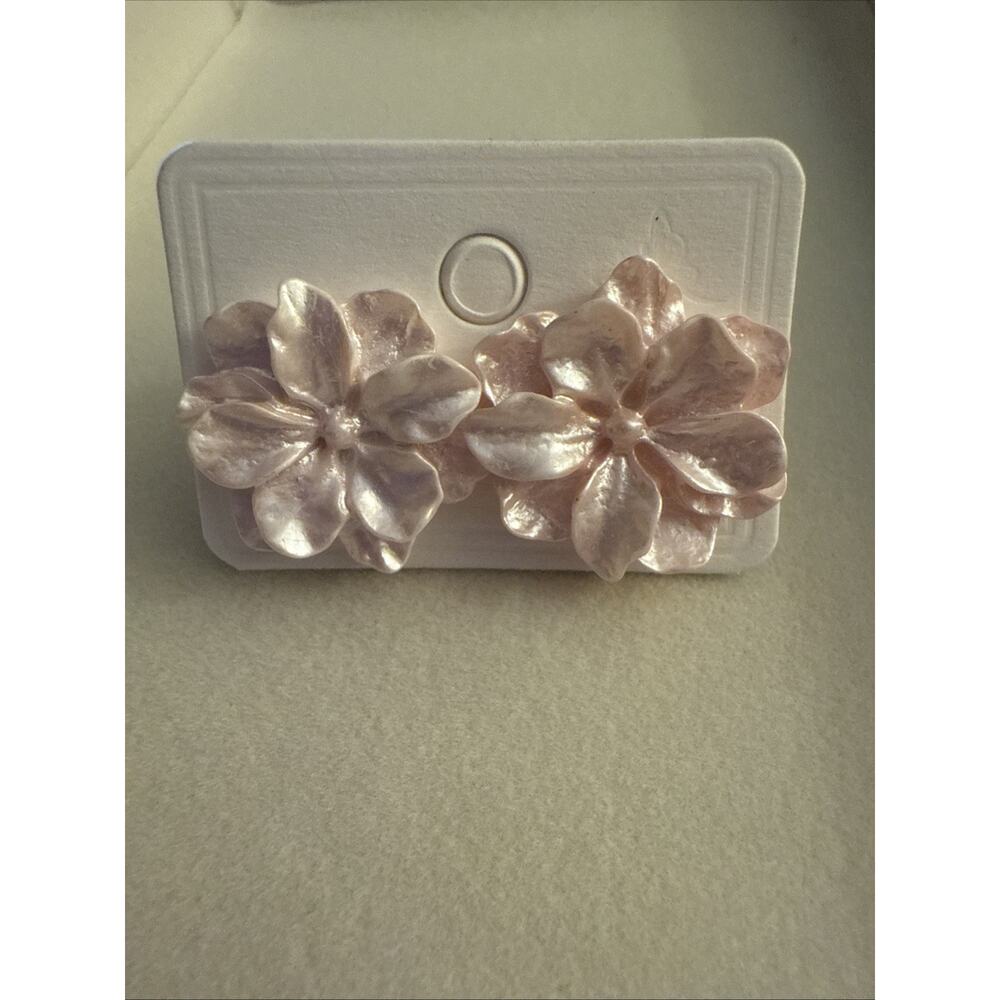 Pastel Pink Plastic Camilla Earrings